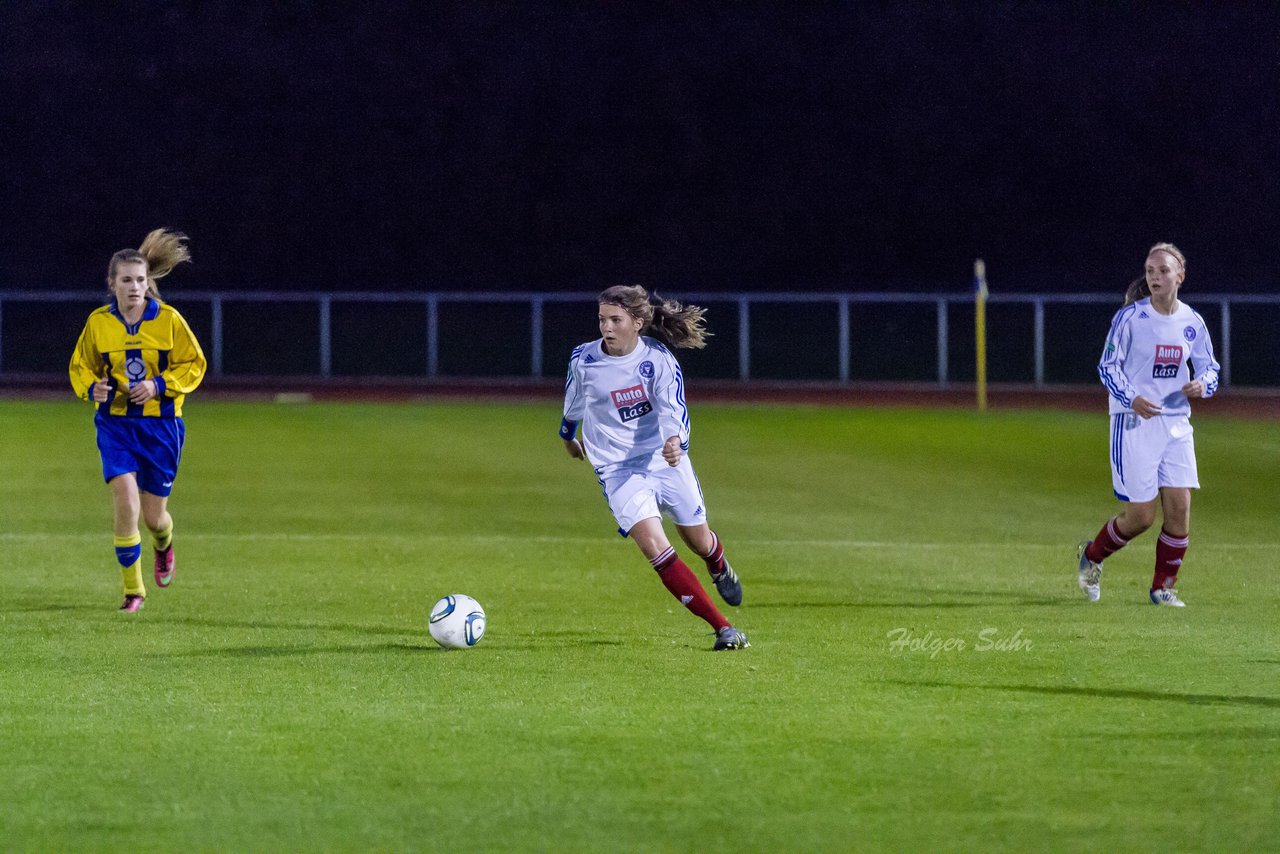 Bild 122 - B-Juniorinnen SV Henstedt-Ulzburg - Holstein Kiel : Ergebnis: 0:12